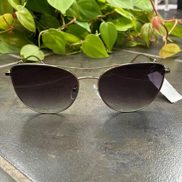 Longchamp Accessories - Longchamp Aviator Bar Sunglasses New